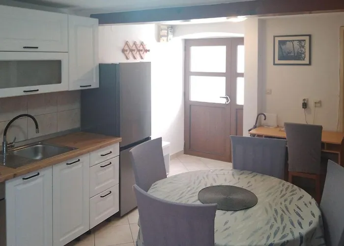 3 Bedroom Beautiful In *