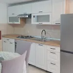 度假居 3 Bedroom Beautiful In *